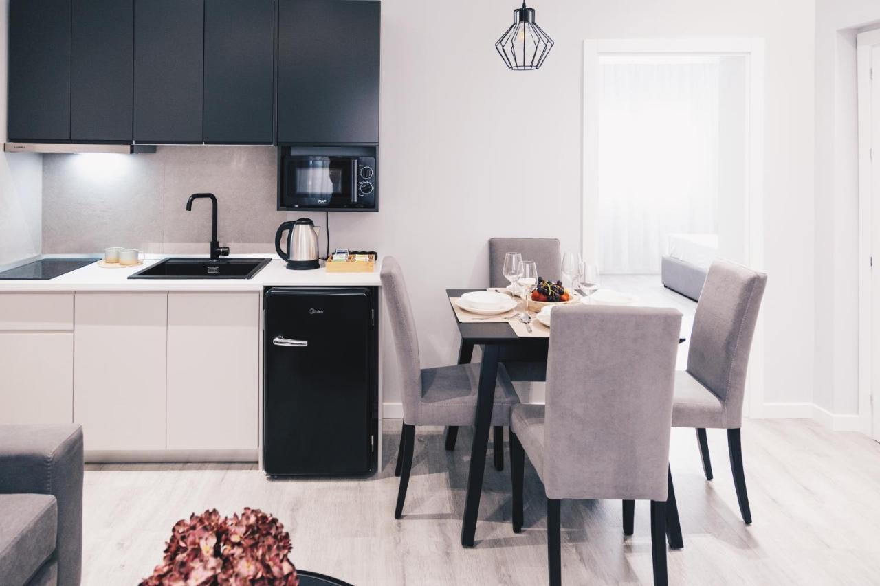Mono Boutique Apartments Тирана Екстериор снимка