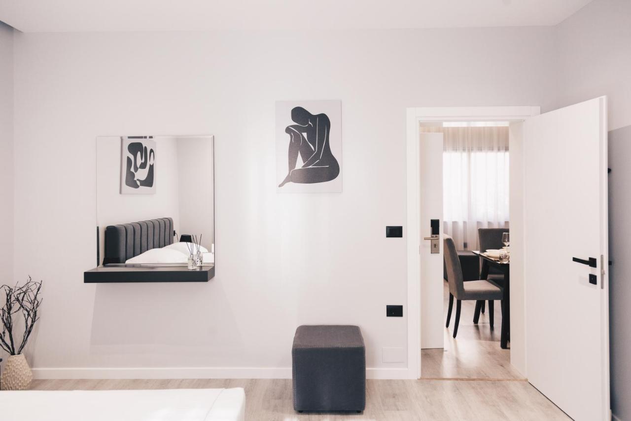 Mono Boutique Apartments Тирана Екстериор снимка