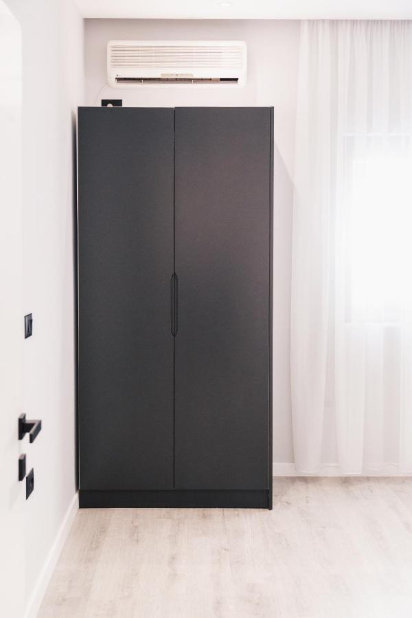 Mono Boutique Apartments Тирана Екстериор снимка