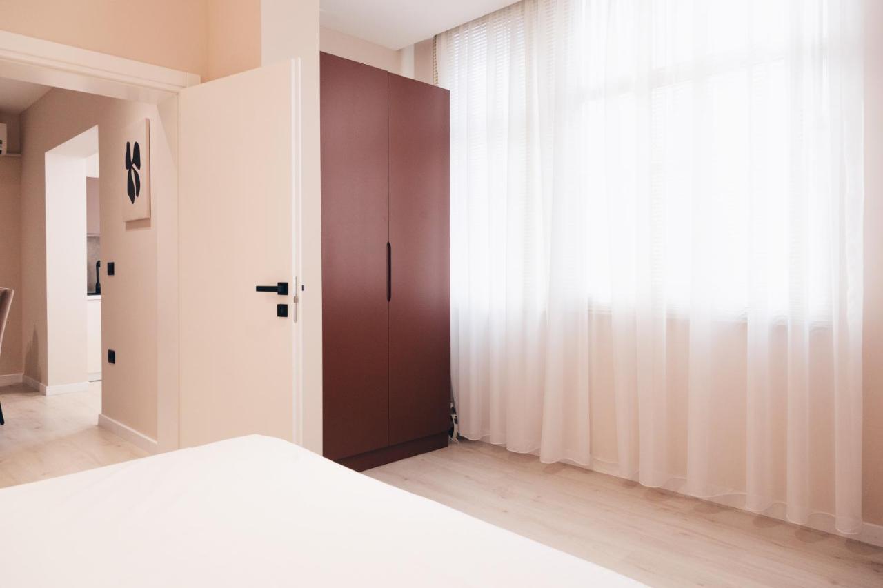 Mono Boutique Apartments Тирана Екстериор снимка