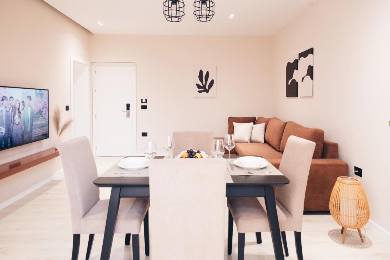 Mono Boutique Apartments Тирана Екстериор снимка